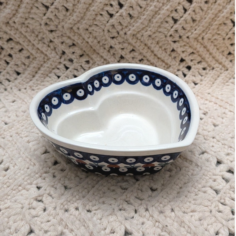 Boleslawiec Polish Pottery Heart Bowl Peacock Eye Blue Rust Hand Made Poland